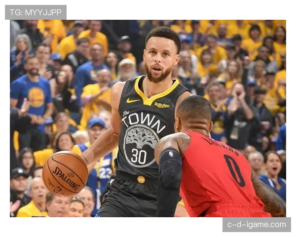 根特锋线爆发，球队火力全开状态强势回暖