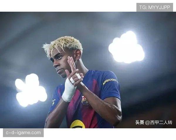 拉什福德状态回暖，强势进攻助曼联逆转战局