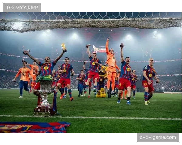 拉菲尼亚超级杯双响助球队夺冠,状态回暖备受期待 拉菲尼亚超级杯双响助球队夺冠,状态回暖备受期待